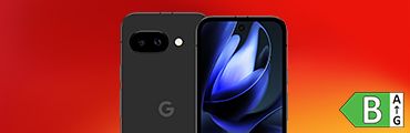 Schwarzes Google Pixel Smartphone mit Dual-Kamera und mittigem G-Logo auf der Rückseite. Das Display zeigt ein abstraktes Hintergrundbild in Blau und Schwarz. Der Hintergrund des Bildes verläuft von Rot zu Orange. Unten rechts befindet sich ein grüner Störer mit dem Energielable B.