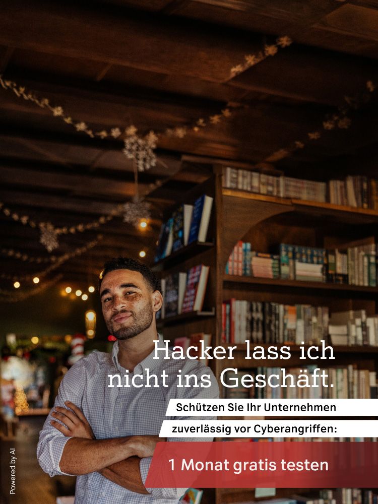 Mann steht in einem Buchladen. Text: Hacker lass ich nicht ins Geschäft. 1 Monat gratis testen.